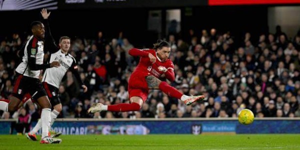 乐鱼电竞-利物浦兵不血刃挺进温布利，两年后决赛又见红蓝决