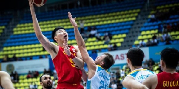 乐鱼app-中国男篮胜利难掩过程尴尬 第三节惊魂险酿悲剧